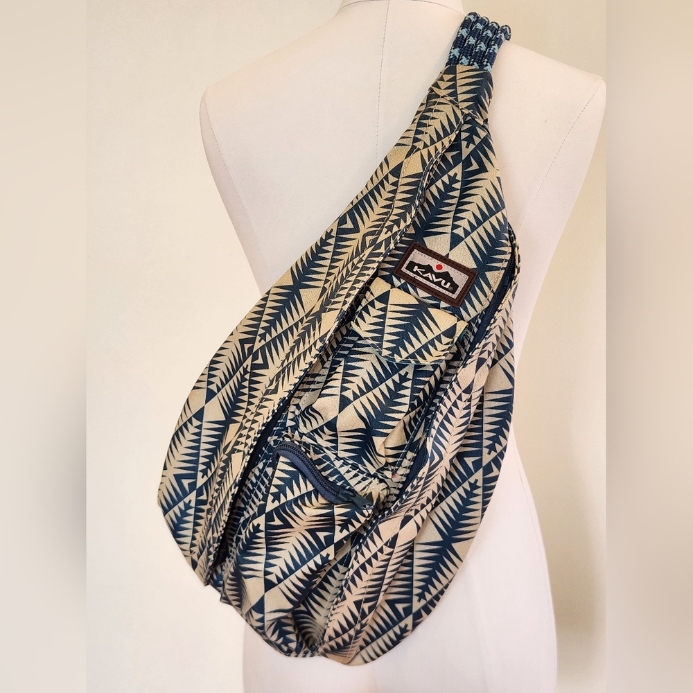 || KAVU || Diamondback, rope sling bag, crossbody, purse, backpack, blue/cream